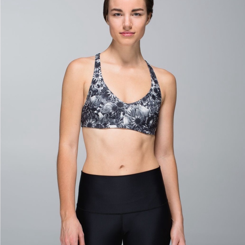 Lululemon Arise Bra